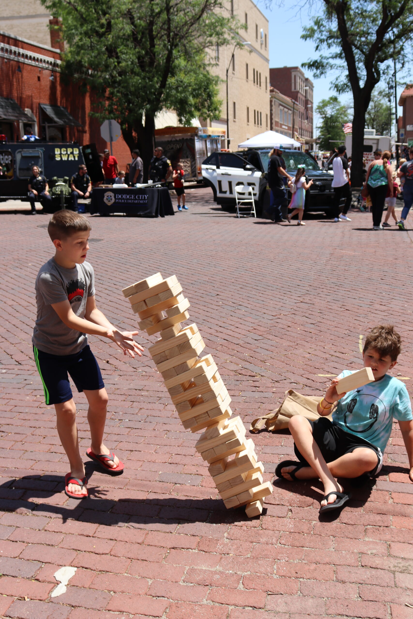 2022 Main Street Festival Kids playing Jenga