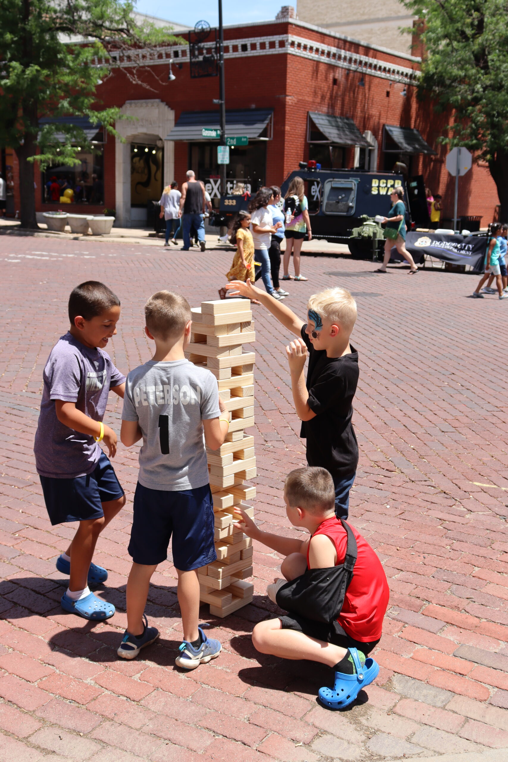 2022 Main Street Festival Kids playing Jenga